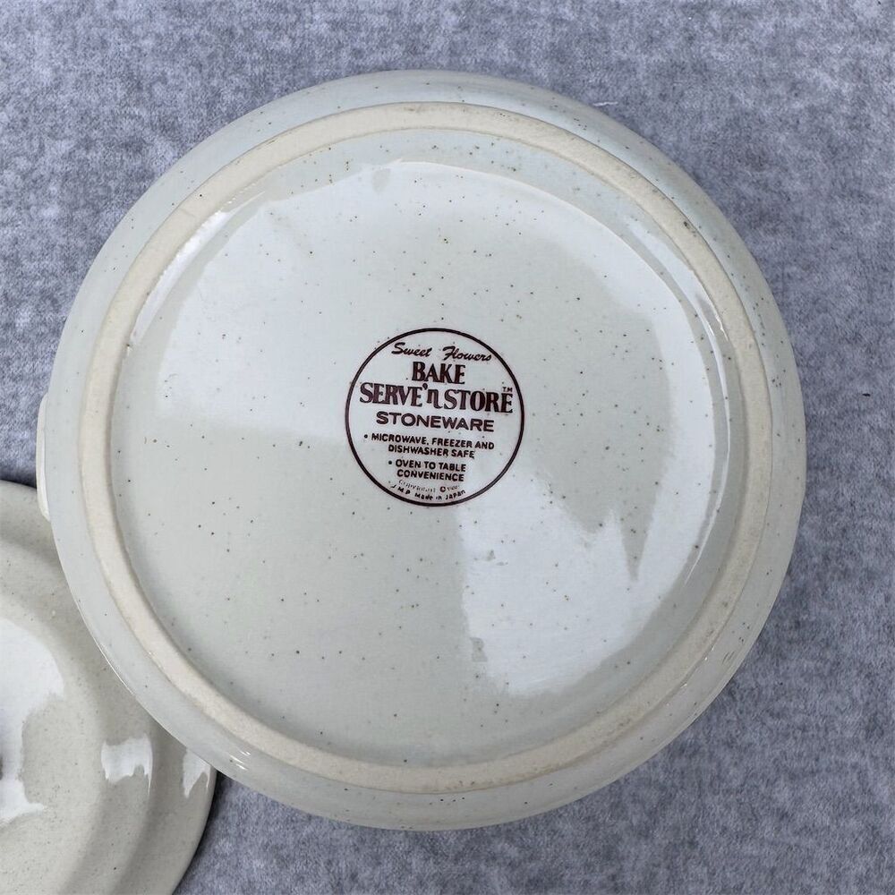 Vintage Sweet Flowers Stoneware Mini Casserole Dish with Lid Floral Pattern - Picture 4 of 7